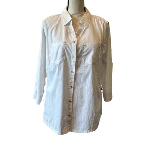 Emily Daniels Classic White Shirt Size XL Gold-tone buttons & Accents 3/4 Sleeve